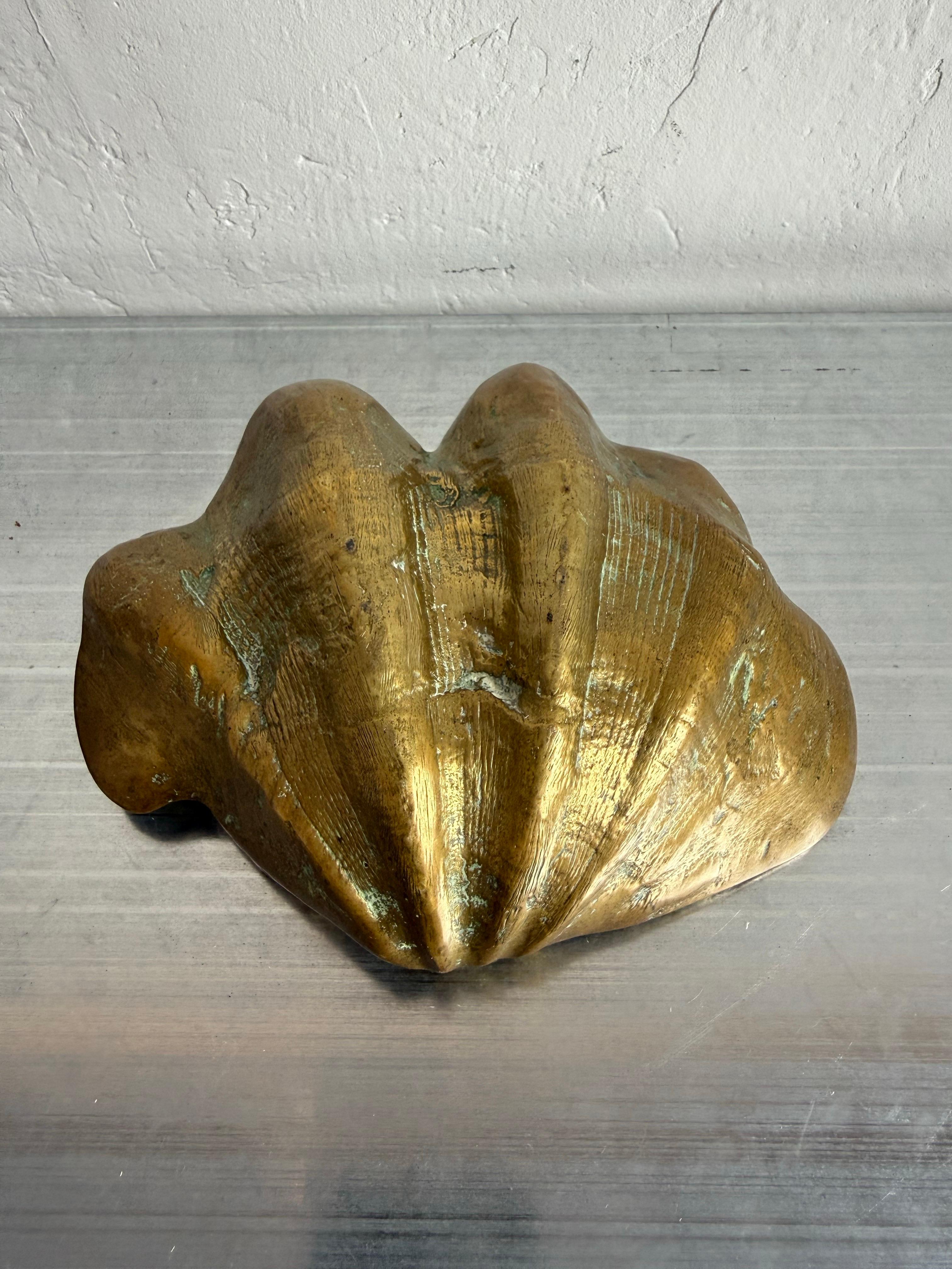 Brazilian Modern Bronze Clam Shell Ashtray or Catchall, 1960s For Sale 4