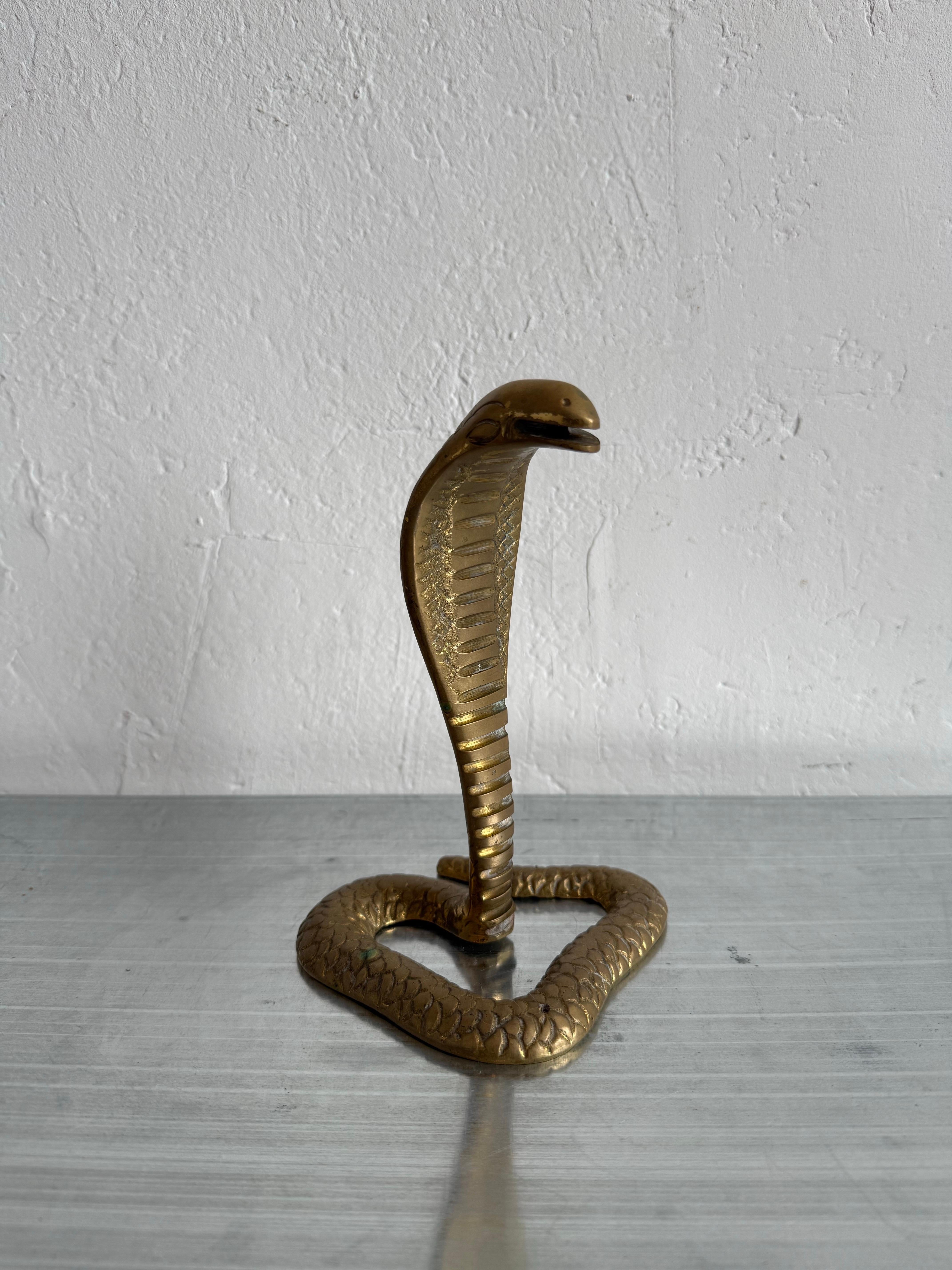 Mid-Century moderno Scultura moderna brasiliana in bronzo a forma di serpente, anni '60 in vendita