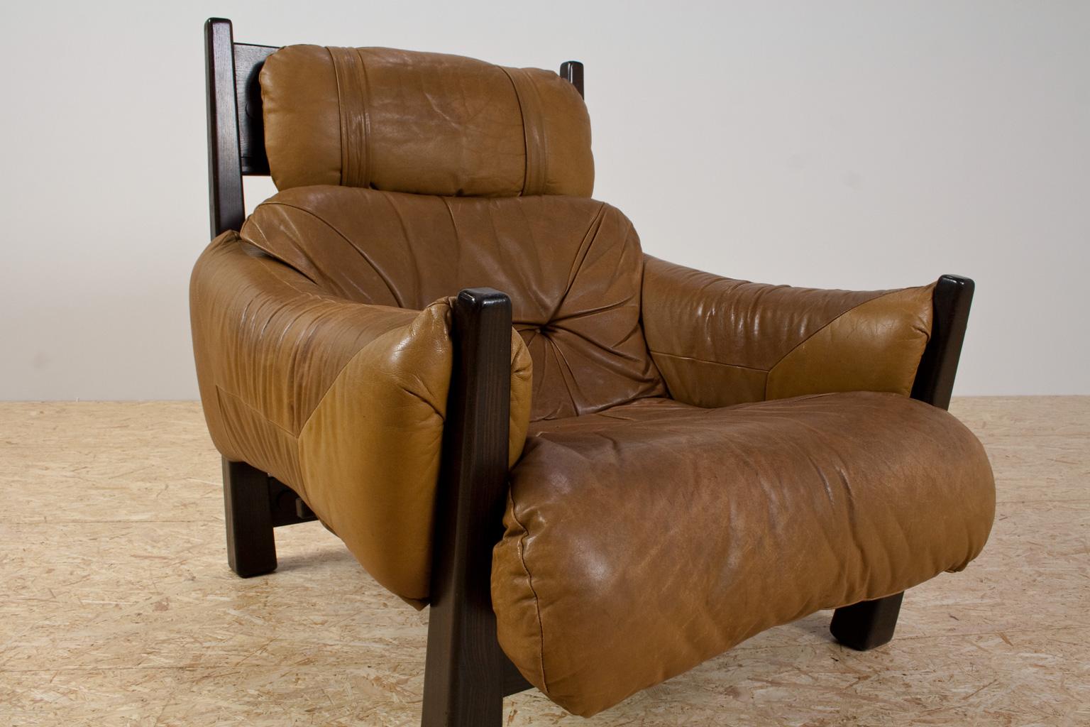 Brazilian Modern Brown Leather Lounge Chair in Manner of Percival Lafer, 1960s In Good Condition In Beek en Donk, NL