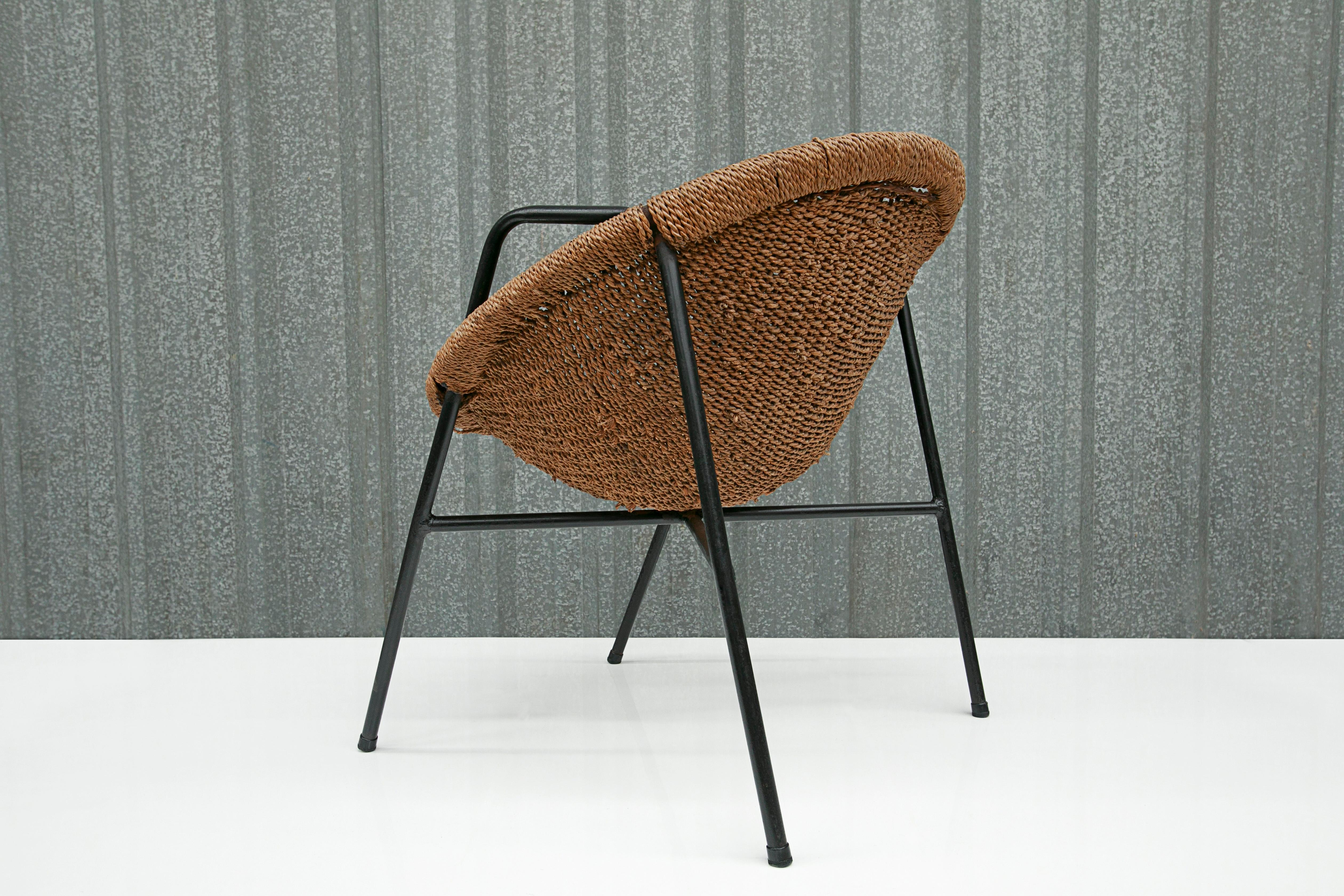 Brazilian Modern Chair in Cane & Iron by Carlo Hauner & Martin Eisler, 1950s In Good Condition For Sale In New York, NY