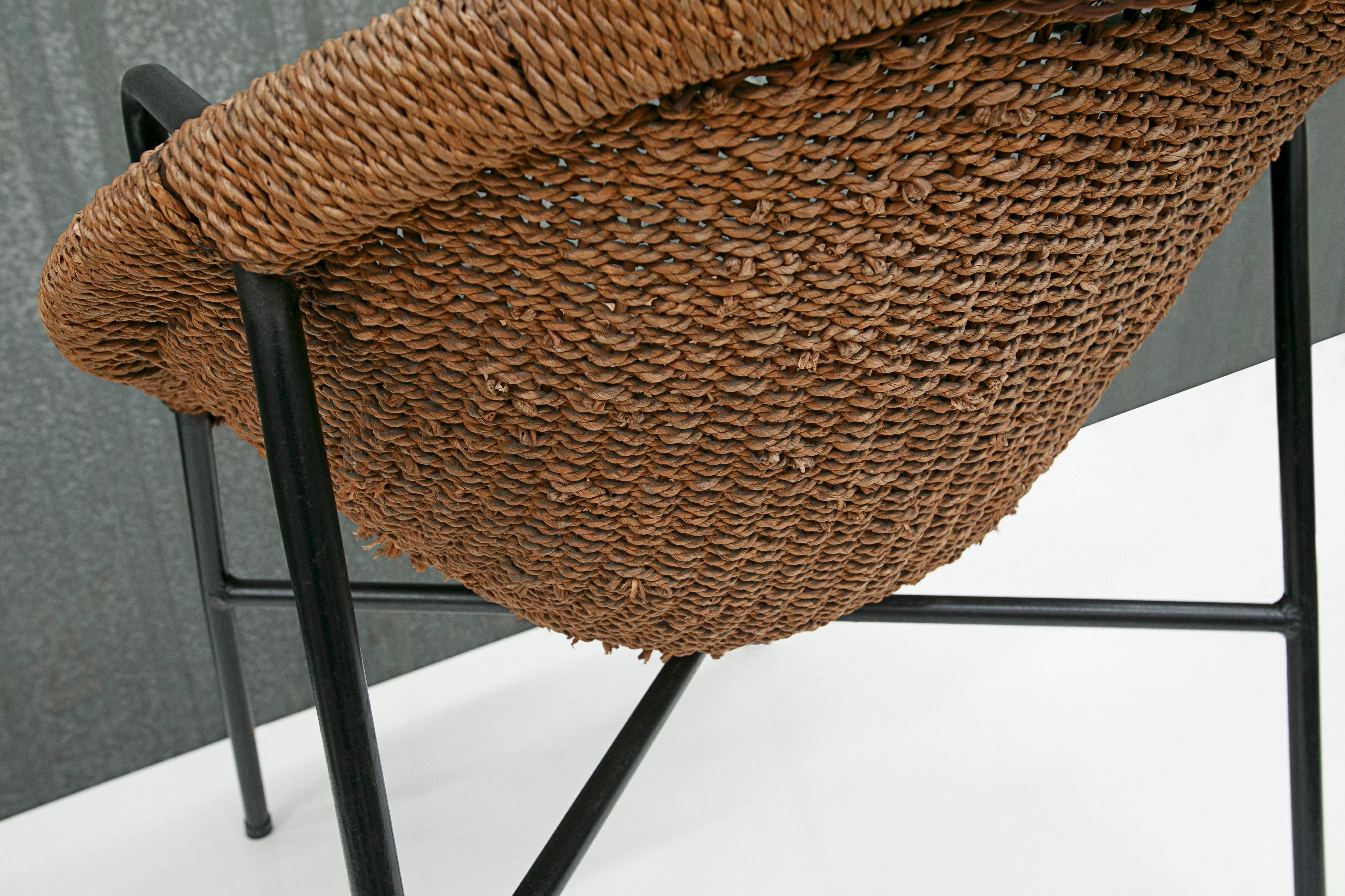 Brazilian Modern Chair in Cane & Iron by Carlo Hauner & Martin Eisler, 1950s For Sale 2