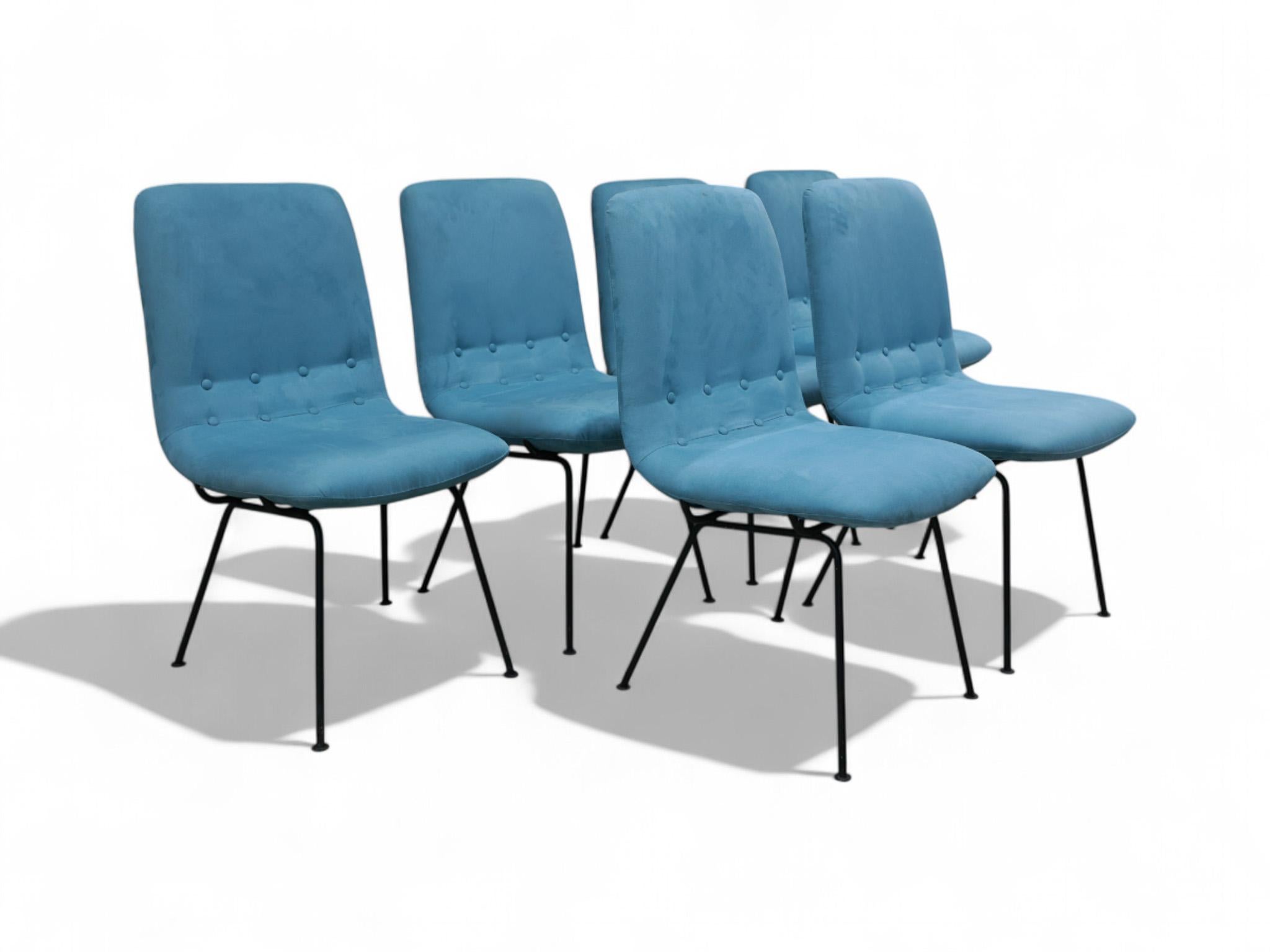 Available today, these Mid-Century Modern chairs in Fabric and Metal designed by Carlo Hauner in the fifties are beautiful!!

The one of a kind set of six dining chairs was designed by Carlo Hauner for Moveis Artesanais, the designer’s first company