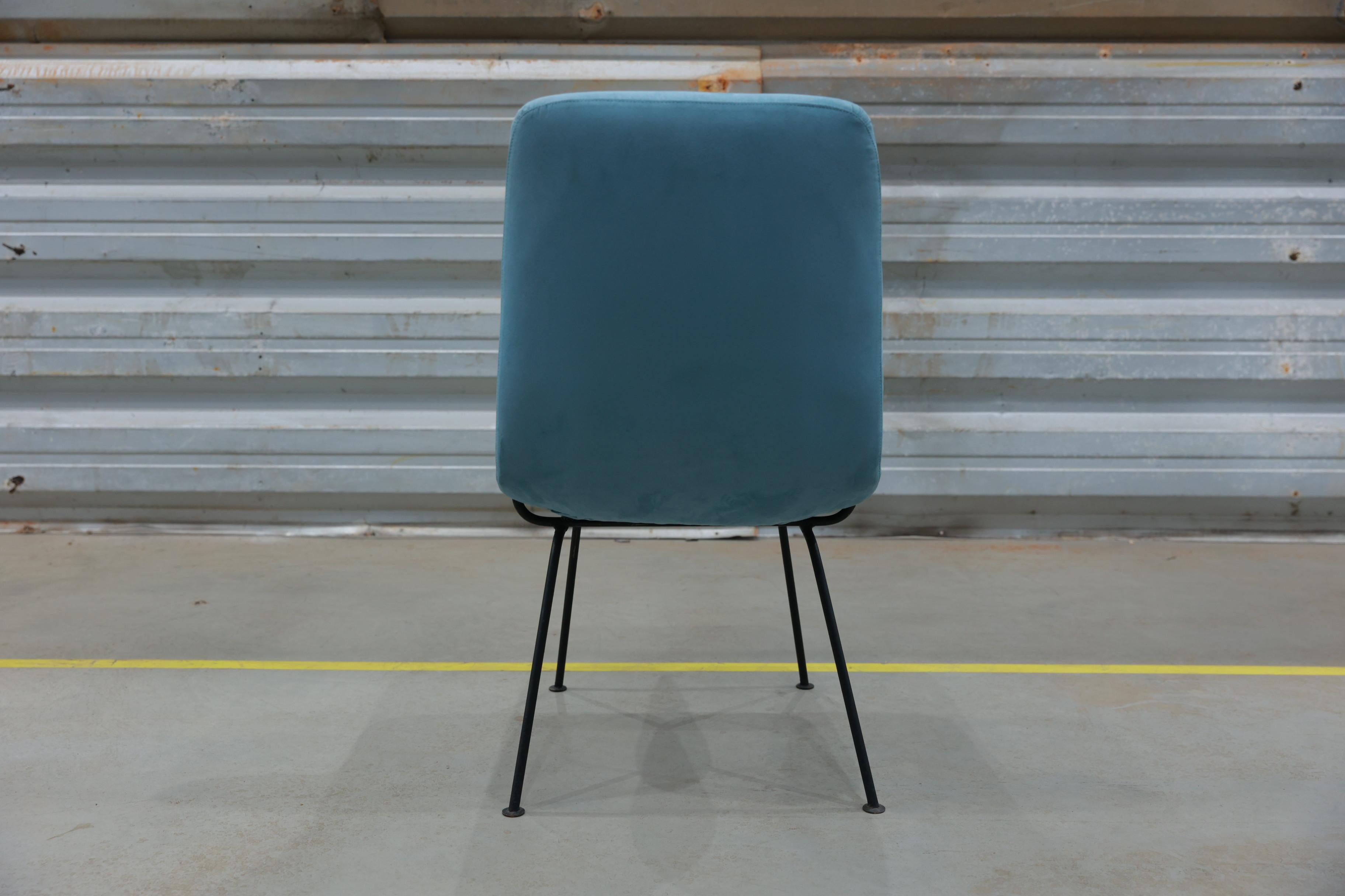 Iron Brazilian Modern Chairs in Metal and Fabric by Carlo Hauner, 1950s, Brazil For Sale
