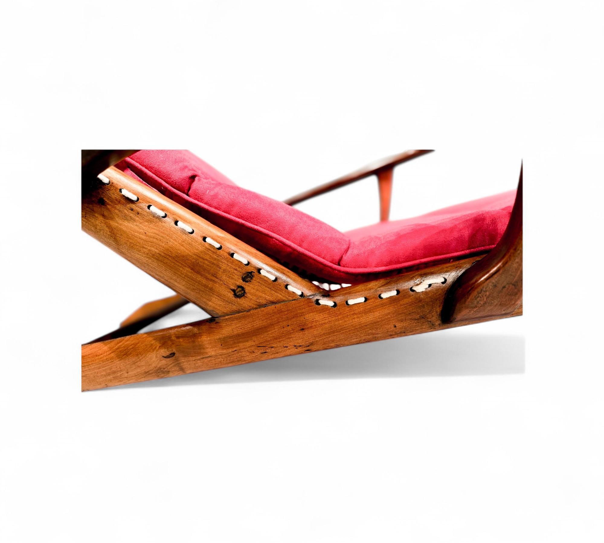 Brazilian Modern Chaise in Caviuna wood & Ultrasuede, Pierre Weck, 1950s For Sale 5