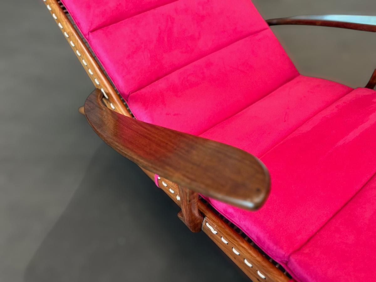 Chaise moderna brasiliana in legno di Caviuna e Ultrasuede, Pierre Wood, anni '50 in vendita 1