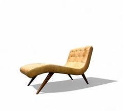 Brazilian Modern Chaise in Hardwood & Cream Leatherette, Unknown, 1950s