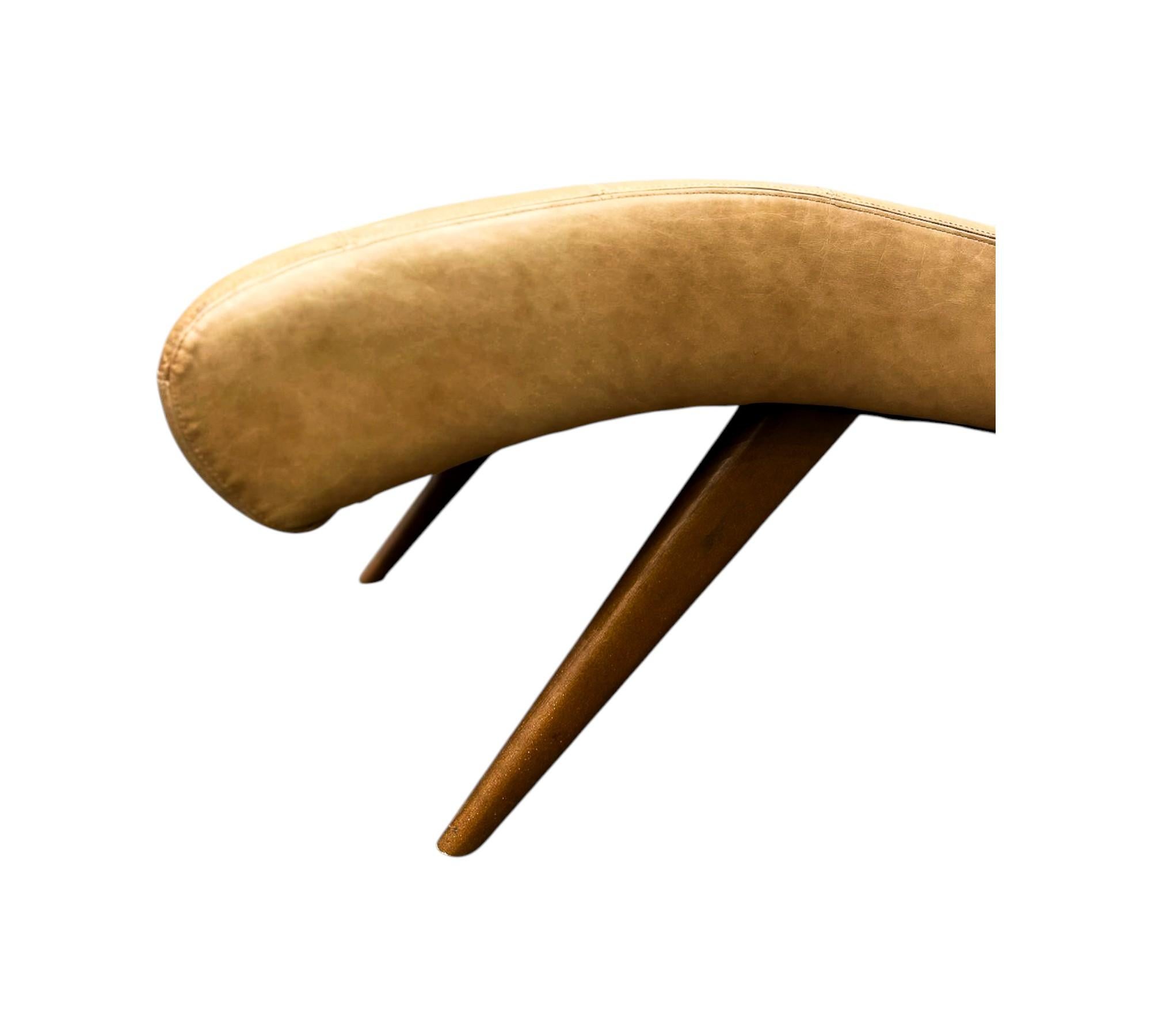 Faux Leather Brazilian Modern Chaise in Hardwood & Cream Leatherette, Unknown, 1950s For Sale