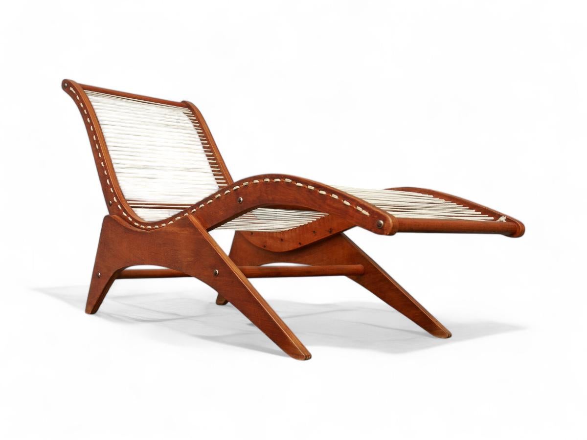 Chaise Lounge moderna brasiliana di Jose Zanine Caldas, 1950, Brasile in vendita 2