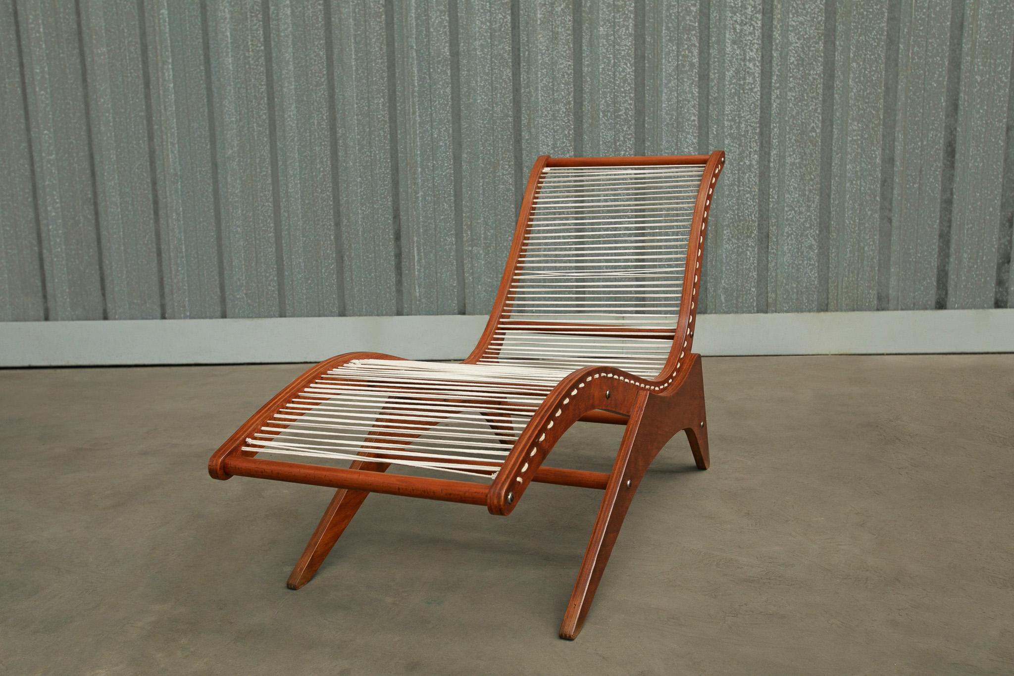 Woodwork Brazilian Modern Chaise Lounge by Jose Zanine Caldas, 1950s, Brazil For Sale