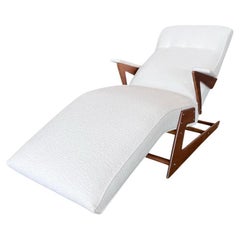 Chaise Lounge moderna brasiliana in Wood e Boucle bianco sporco, anni '50