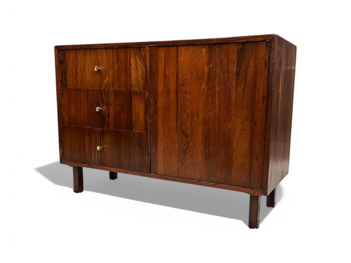 Moderne brasilianische Kommode aus Hartholz und Messing von Geraldo de Barros, 1950er Jahre, Brasilien (Moderne der Mitte des Jahrhunderts) im Angebot