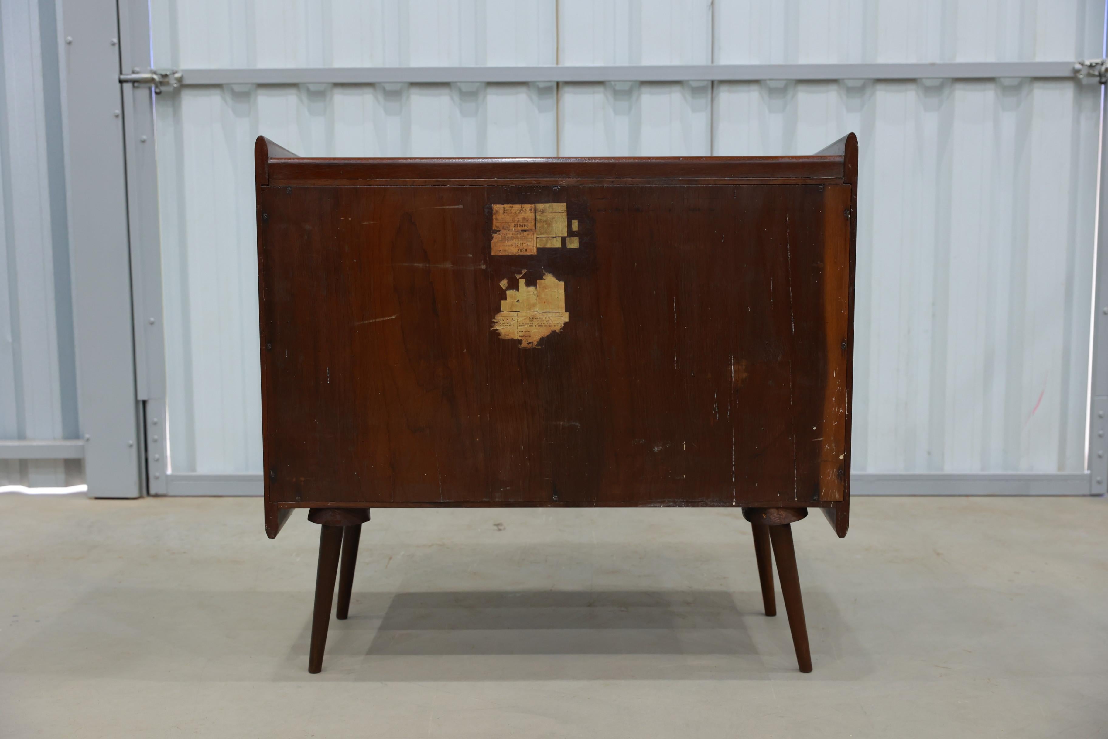 Brazilian Modern Chest of Drawers in Hardwood by Moveis Cimo, 1950s, Brazil For Sale 4