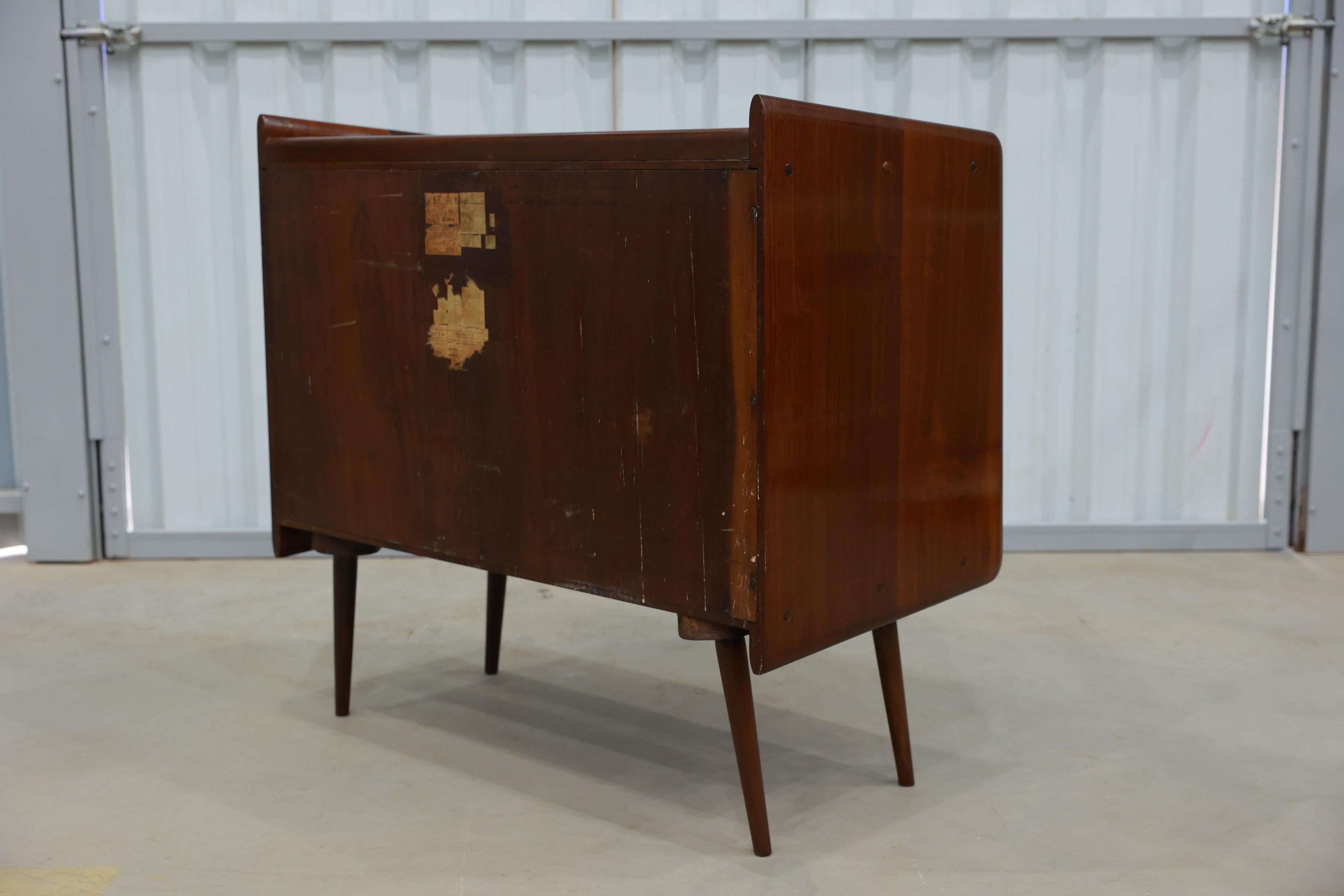 Brazilian Modern Chest of Drawers in Hardwood by Moveis Cimo, 1950s, Brazil For Sale 6
