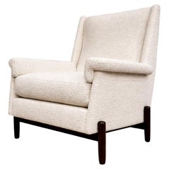 Sedia club moderna brasiliana in legno duro e boucle, Jorge Jabour, anni '60