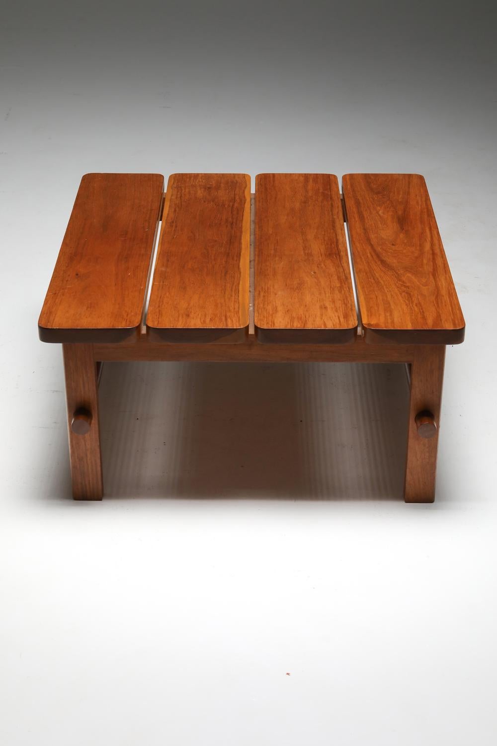 Brazilian Modern Coffee Table In Excellent Condition For Sale In Antwerp, BE