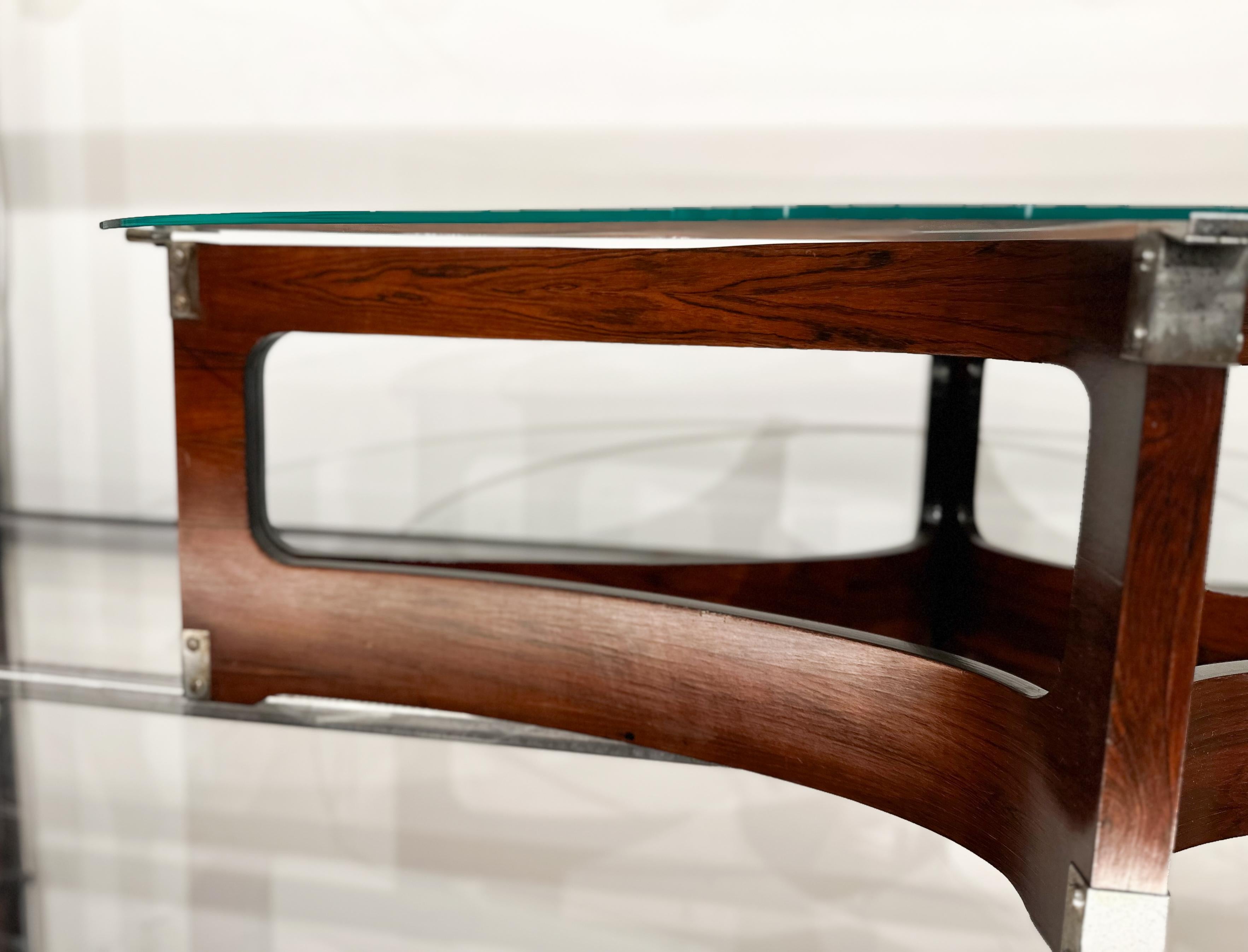 20th Century Brazilian Modern Coffee Table in Bent Wood & Glass, Novo Rumo, Brazil, c. 1960s For Sale