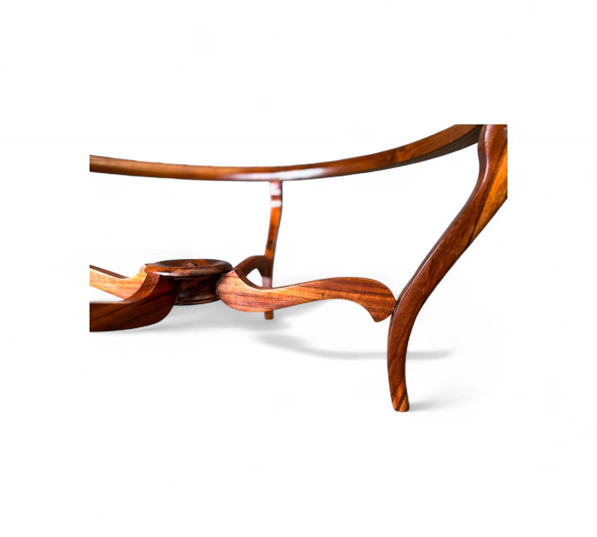 20ième siècle Brazilian Modern Coffee Table in Caviuna & Glass, Giuseppe Scapinelli, 1950s en vente