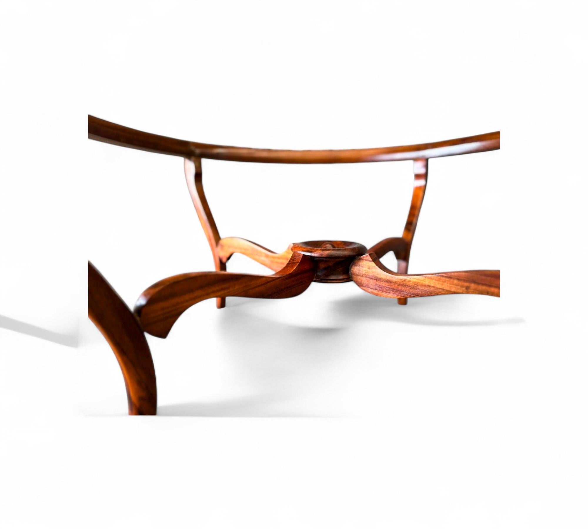 Brazilian Modern Coffee Table in Caviuna & Glass, Giuseppe Scapinelli, 1950s en vente 1
