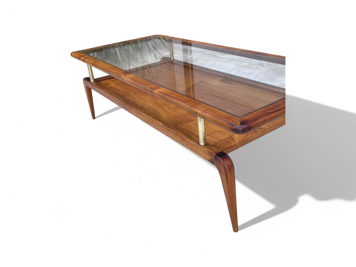 Table basse moderne brésilienne en Caviuna et verre, Giuseppe Scapinelli, c.1950s en vente 3