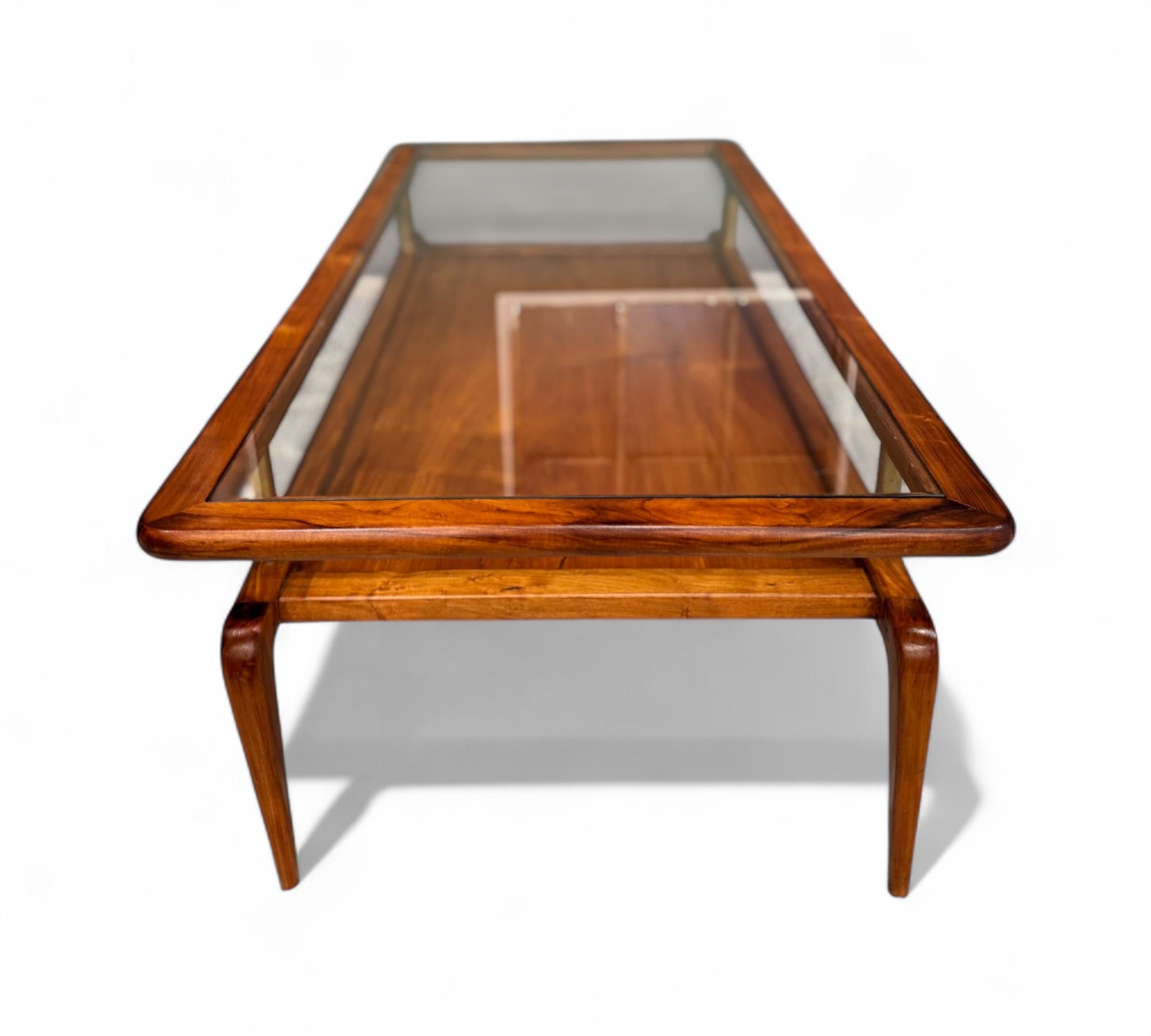 Mesa de centro moderna brasileña en caviuna y cristal, Giuseppe Scapinelli, c. 1950 en venta 8