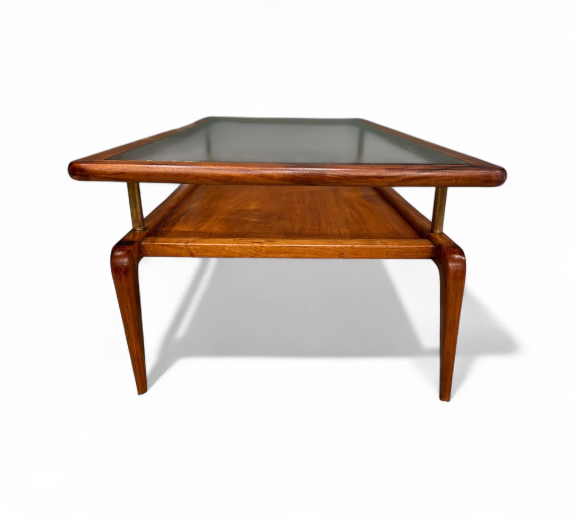 Mesa de centro moderna brasileña en caviuna y cristal, Giuseppe Scapinelli, c. 1950 Vidrio en venta