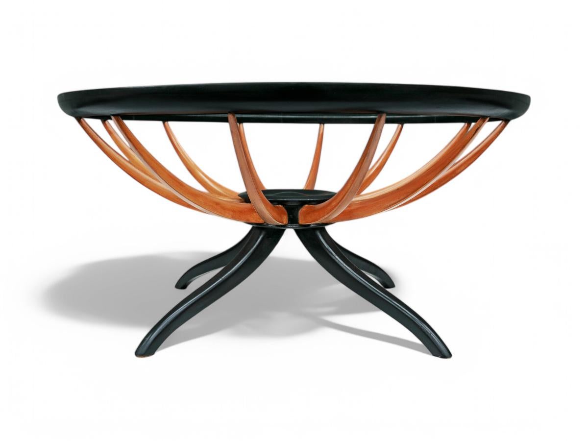 Mesa de centro moderna brasileña en madera dura, Giuseppe Scapinelli, Brasil, años 50 Brasileño en venta