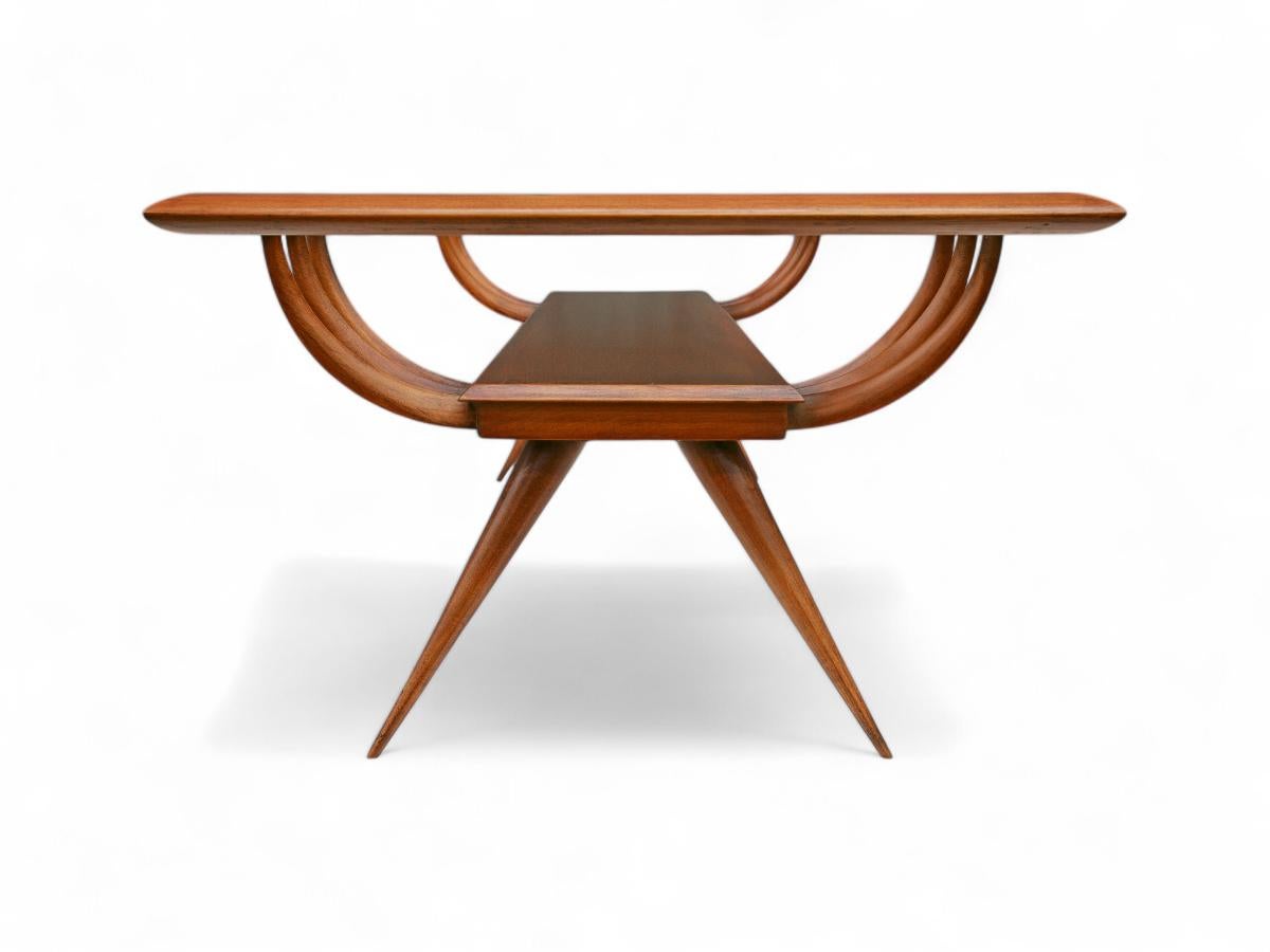 Table basse moderne brésilienne en bois dur et verre par Giuseppe Scapinelli, années 1950 Bon état - En vente à New York, NY