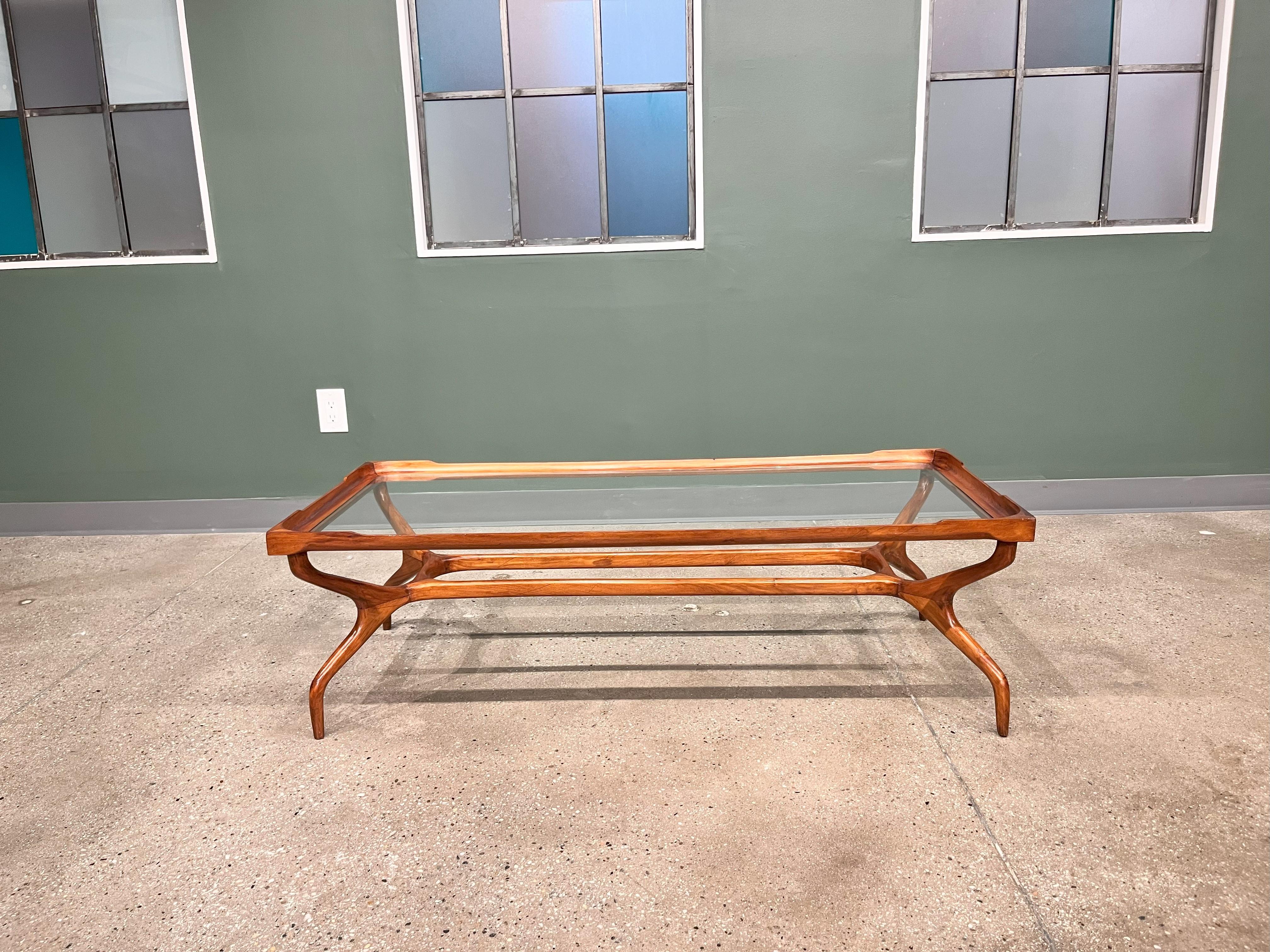 Hand-Carved Brazilian Modern Coffee Table in Hardwood & Glass, Giuseppe Scapinelli 1950s For Sale