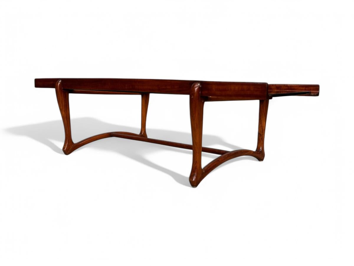 Bois de feuillus Table basse moderne brésilienne en bois dur et verre, Giuseppe Scapinelli, vers 1950 en vente