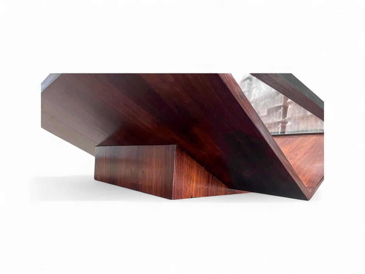 Table basse moderne brésilienne en bois dur, verre et métal, Unknown, années 1960 en vente 7