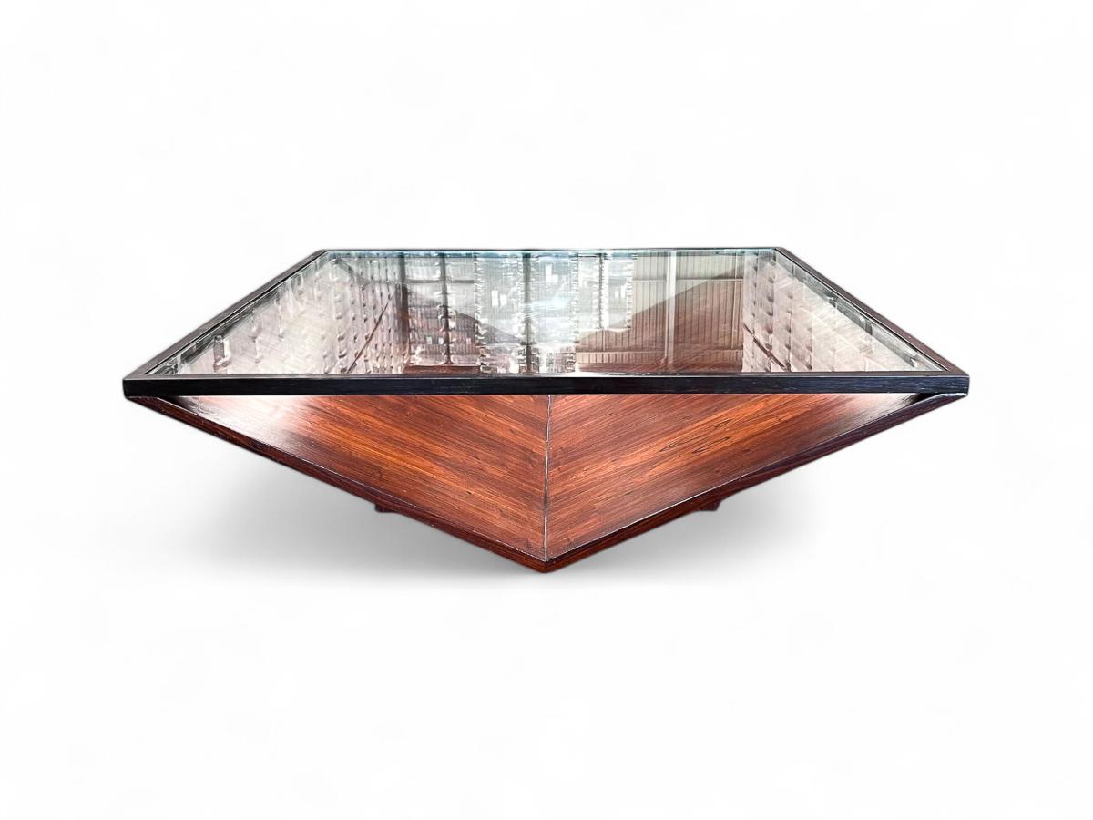 Métal Table basse moderne brésilienne en bois dur, verre et métal, Unknown, années 1960 en vente