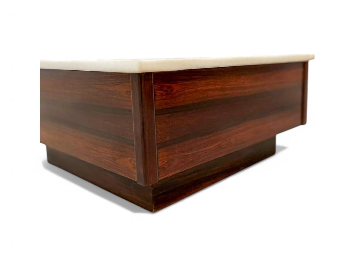 Mid-Century Modern Brazilian Modern Coffee Table in Hardwood & Marble Top, Unknown, c. 1960 For Sale