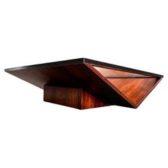 Brazilian Modern Coffee Table in Rosewood, Glass, Att. to Joaquim Tenreiro