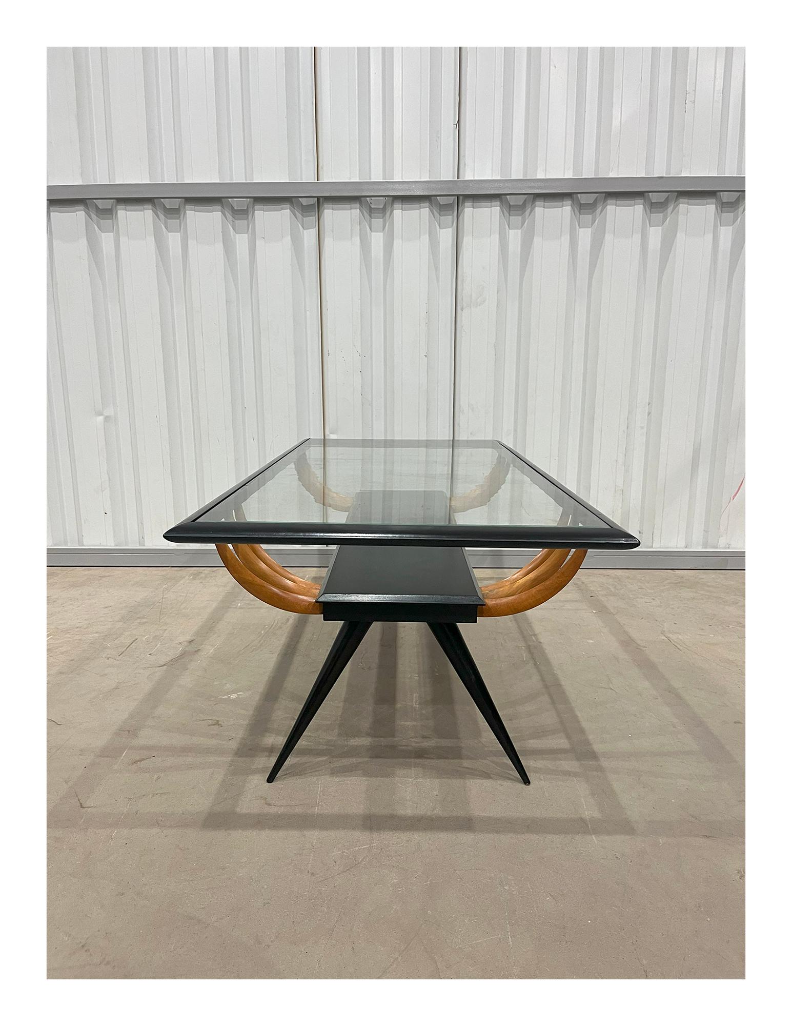 Brazilian Modern Coffee Table in Two-Tone Hardwood & Glass, Giuseppe Scapinelli For Sale 4