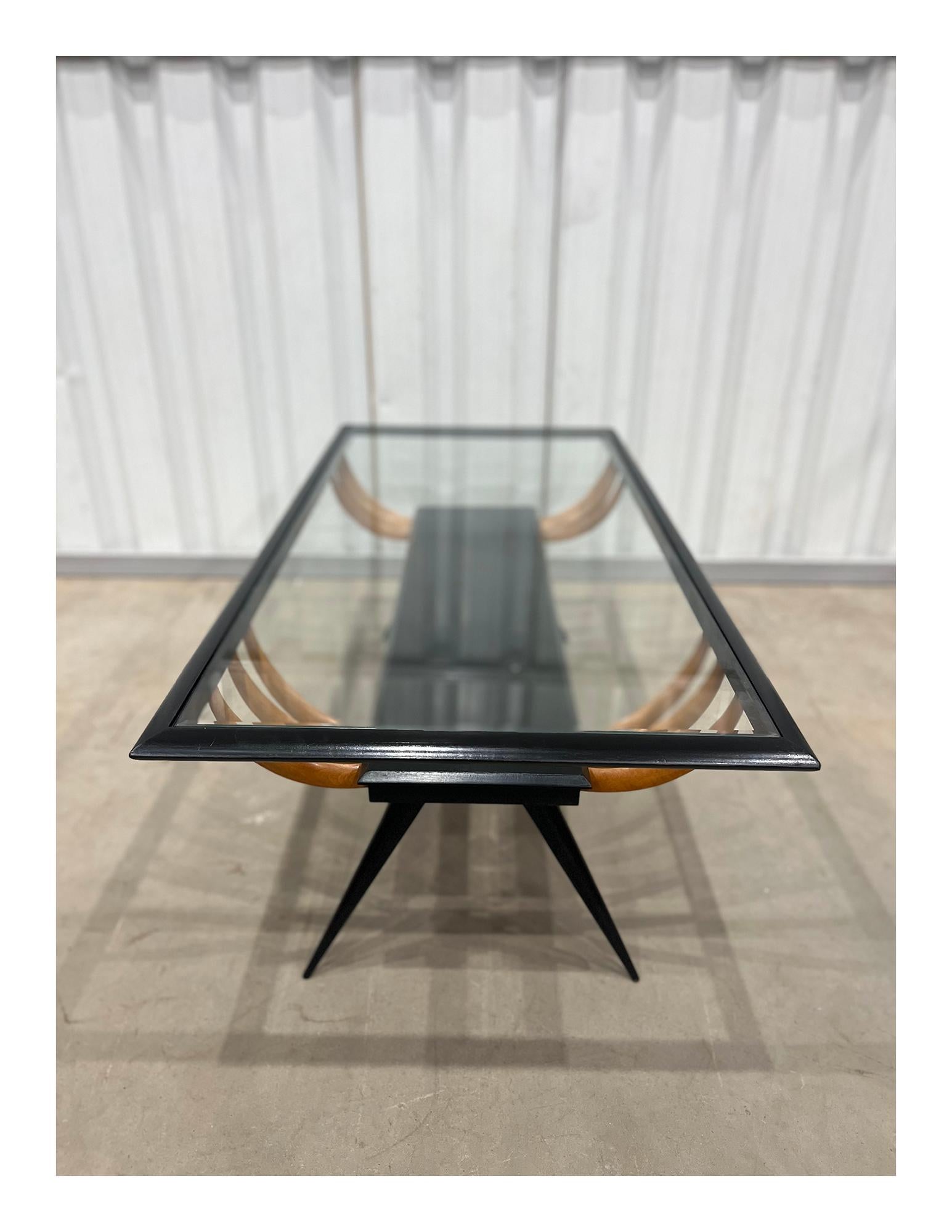 Brazilian Modern Coffee Table in Two-Tone Hardwood & Glass, Giuseppe Scapinelli For Sale 6