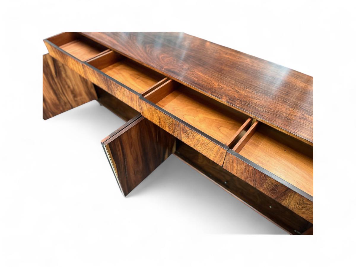 Brasilianische moderne Anrichte aus Hartholz von Francisco Alva, ca. 1960er Jahre im Angebot 1