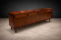 Brazilian Modern Credenza in Hardwood, Geraldo de Barros for Unilabor, 1950s