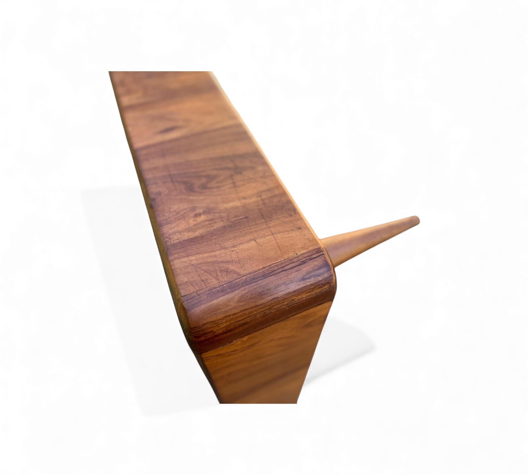 Brazilian Modern Day Bed in Hardwood by Giuseppe Scapinelli, c. 1950s en vente 2