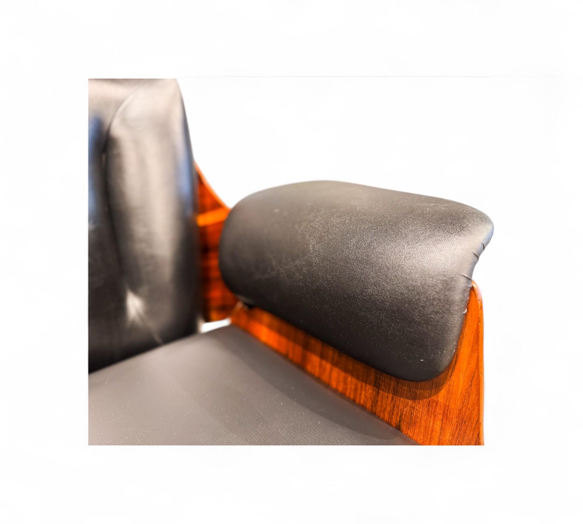 Brazilian Modern Desk Chair in Hardwood & Metal, Carlo Fongaro, Brazil, c. 1970s For Sale 4