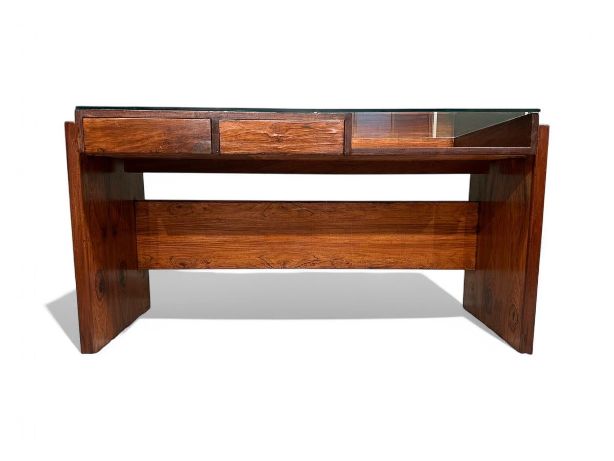 Mid-Century Modern Bureau moderne brésilien en bois de feuillus de Joaquim Tenreiro pour Bloch, 1966 en vente