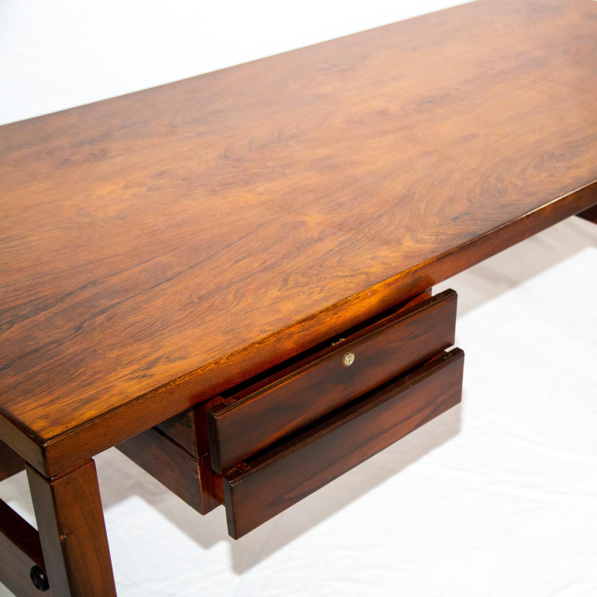 Brazilian Modern Desk in Hardwood with Floating Drawers, Sergio Rodrigues, 1960s For Sale 7