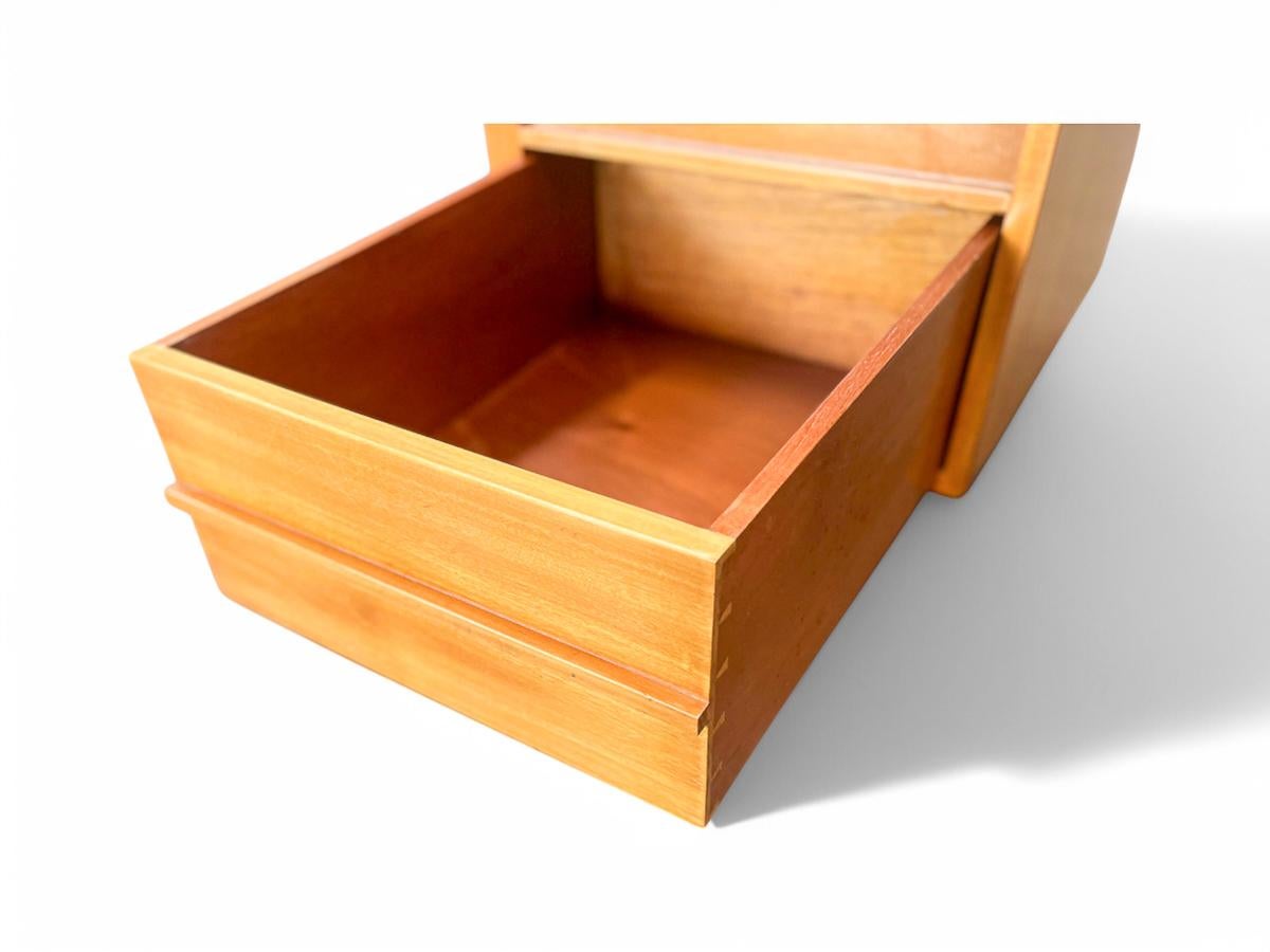 Bureau moderne brésilien de forme organique en bois dur, Joaquim Tenreiro, années 1950 Bon état - En vente à New York, NY