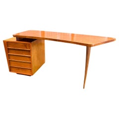Brazilian Modern Desk with Organic Shape in Hardwood, Joaquim Tenreiro, 1950's