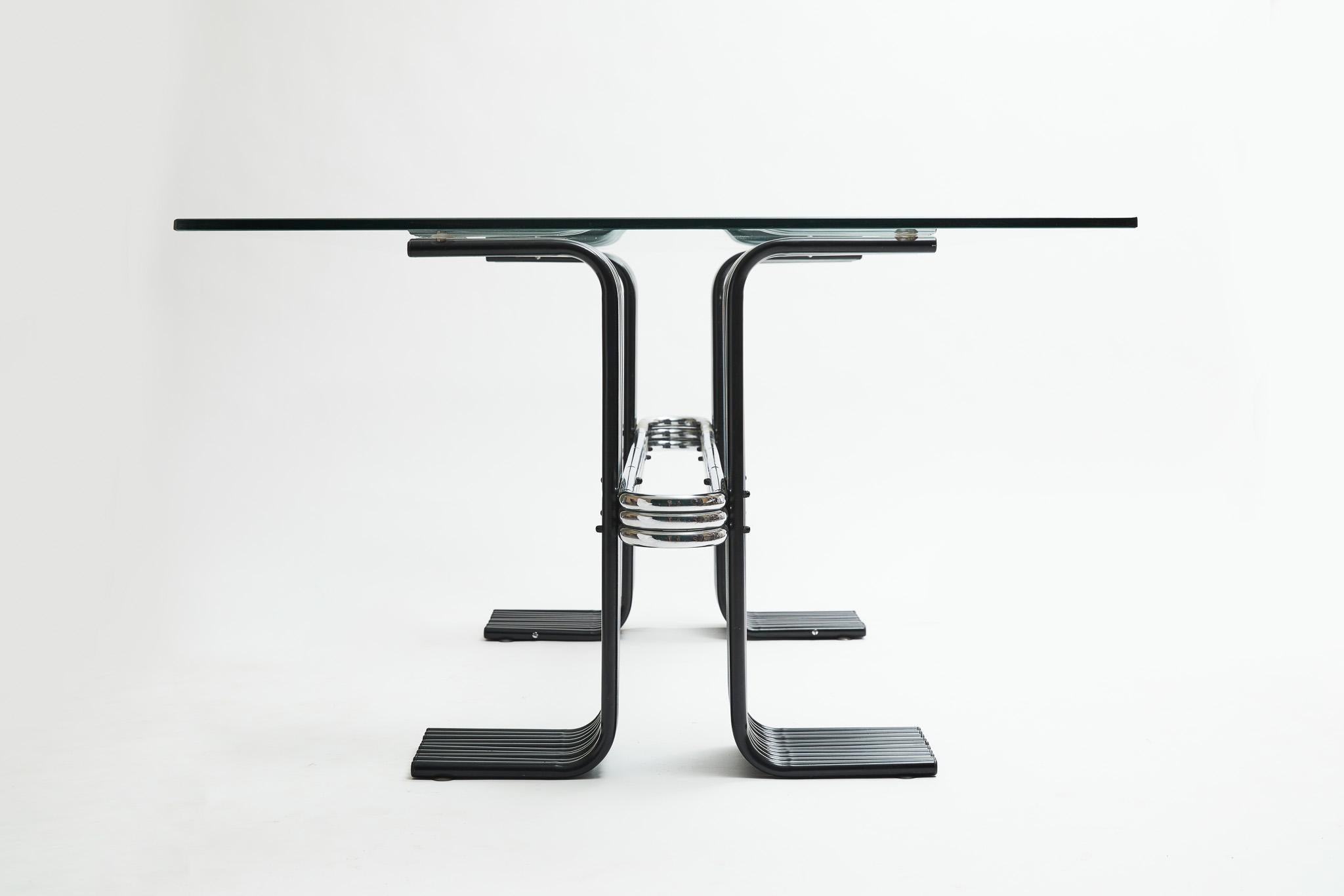 Mid-Century Modern Brazilian Modern Dining Table in Black Painted Iron, Chrome & Glass, Forma, 1970 For Sale
