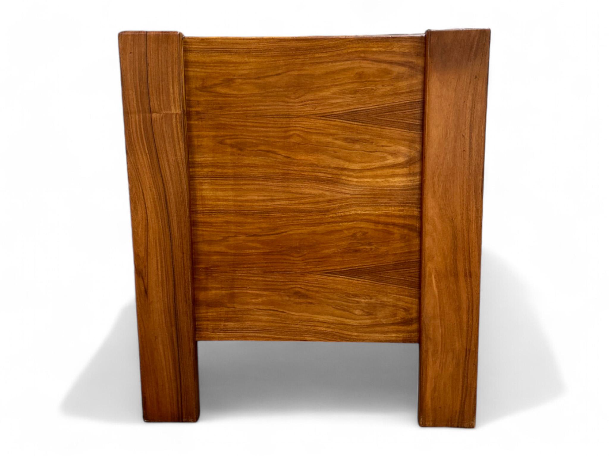 Woodwork Brazilian Modern Dresser with Six drawers in Hardwood, Jorge Zalszupin, c. 1970s For Sale