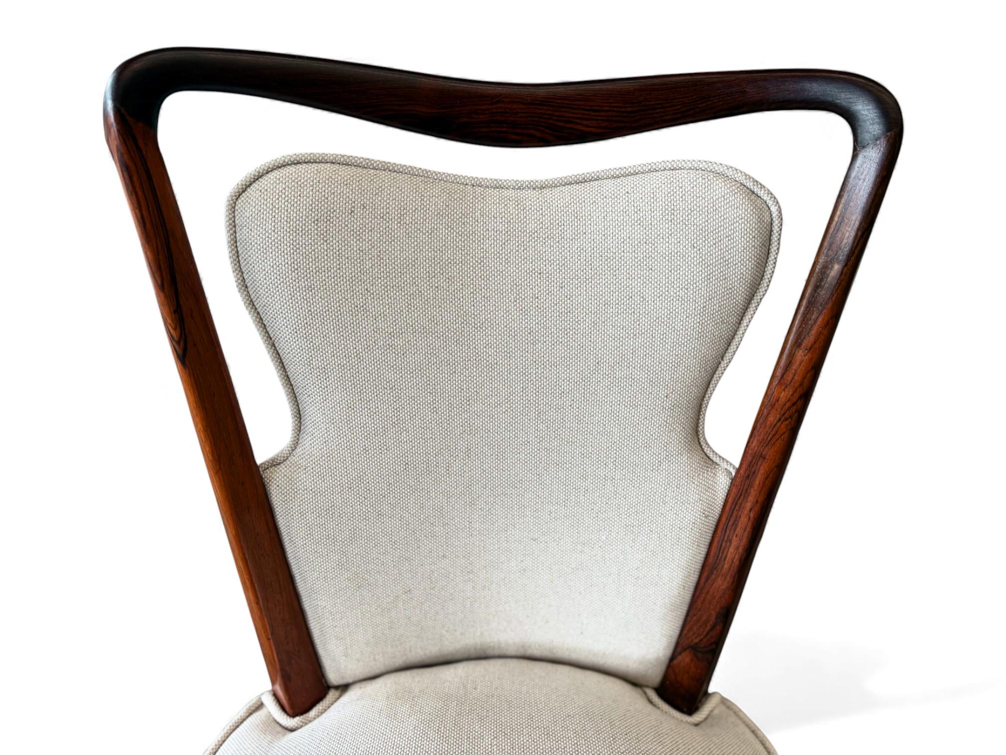 Modernes brasilianisches Set mit acht Stühlen aus Hartholz und Stoff, Giuseppe Scapinelli, 1950 im Angebot 7