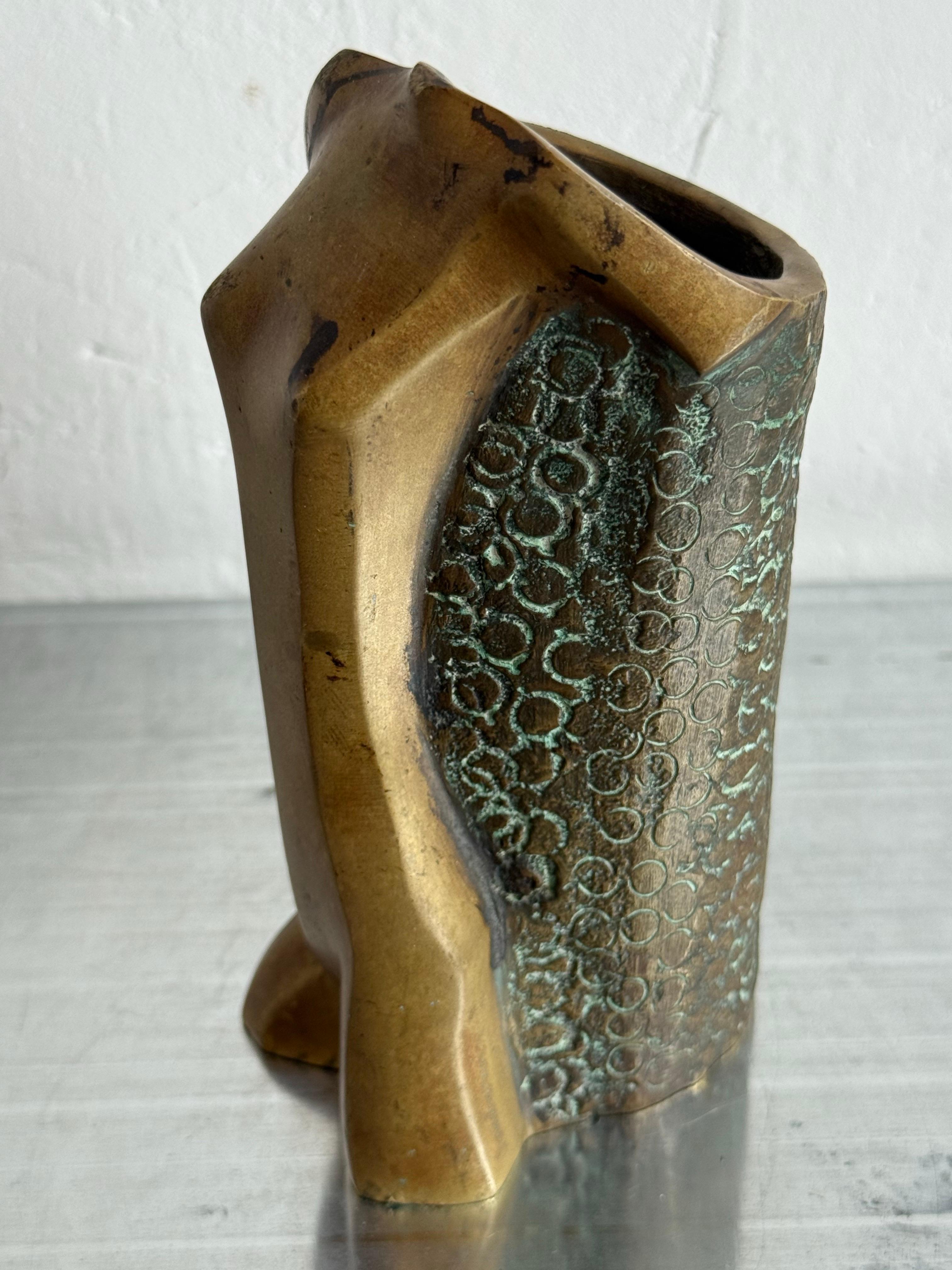 Brasilianische moderne weibliche skulpturale Vase oder Stifthalter, 1960er Jahre im Angebot 4