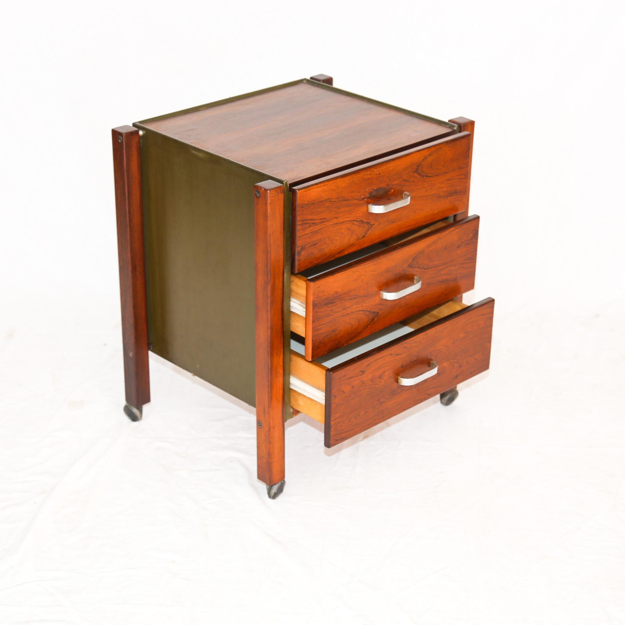Brazilian Modern Filing Cabinet & Drawers in Rosewood, Jorge Zalszupin, 1960s In Good Condition For Sale In New York, NY