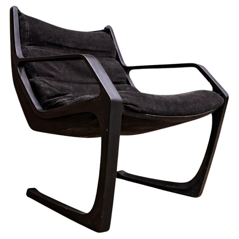 Brazilian Modern Fixed "Commander" Armchair in Metal, Jorge Zalszupin, 1970s For Sale