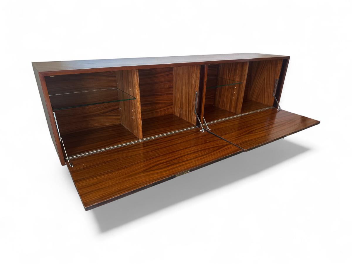 Credenza galleggiante moderna brasiliana in legno duro, Carlo Hauner, anni '50 in vendita 4
